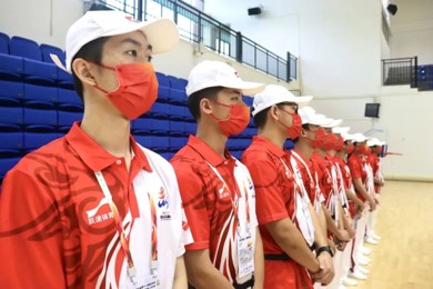 追随镜头，，，，一起邂逅广东省运会那一抹亮丽的emc易倍体育自愿红！