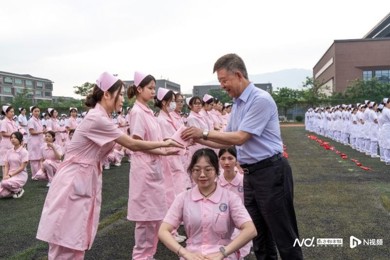 庆祝；；な拷冢」愣玡mc易倍体育职院举行照顾护士高质量生长论坛